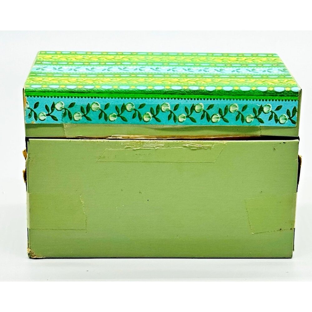 Vintage Metal Recipe Box Including Handwritten Clipped Recipes Index Cards - Picture 4 of 10